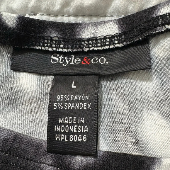 Black and White Full Tiered Circle Midi Skirt. Very Soft Rayon, Elastic Pull On - Picture 6 of 7